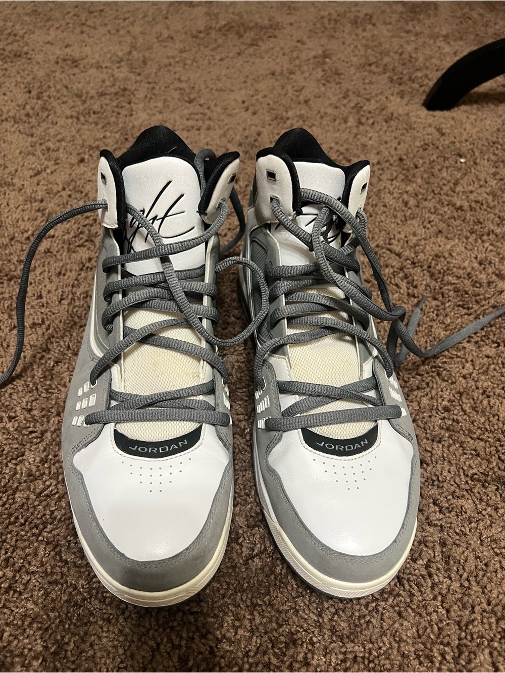 Nike Air Jordan Flight 23 RST White
Stealth Grey Men's Size 12
512234-003